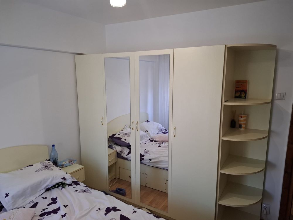 Inchiriez apartament in centru langa Universitate