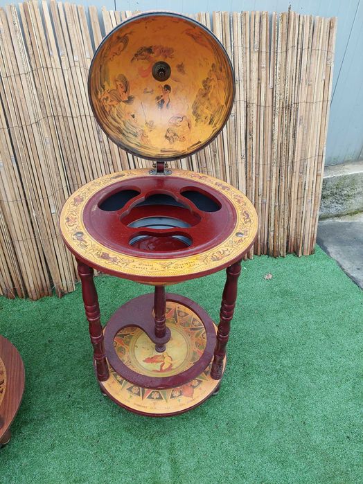 Глобуси - бар за напитки