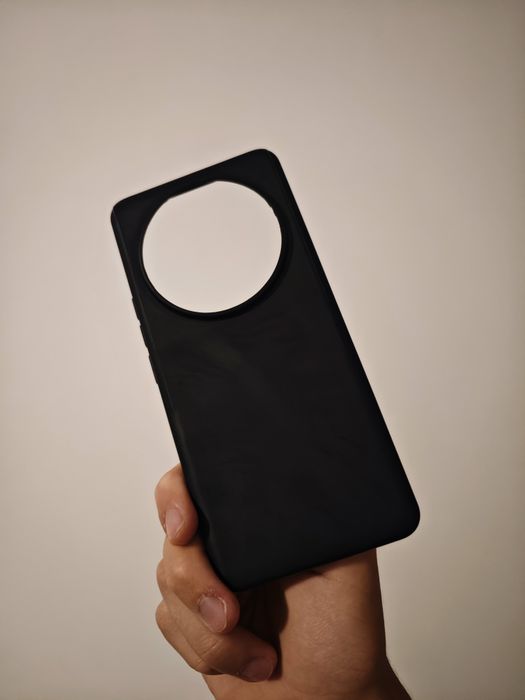 Husa Xiaomi 13 Ultra silicon aproape noua