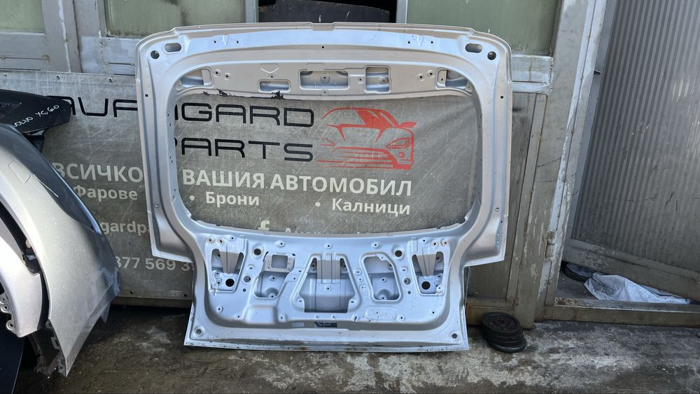 Багажна врата Hyundai Ioniq 5
