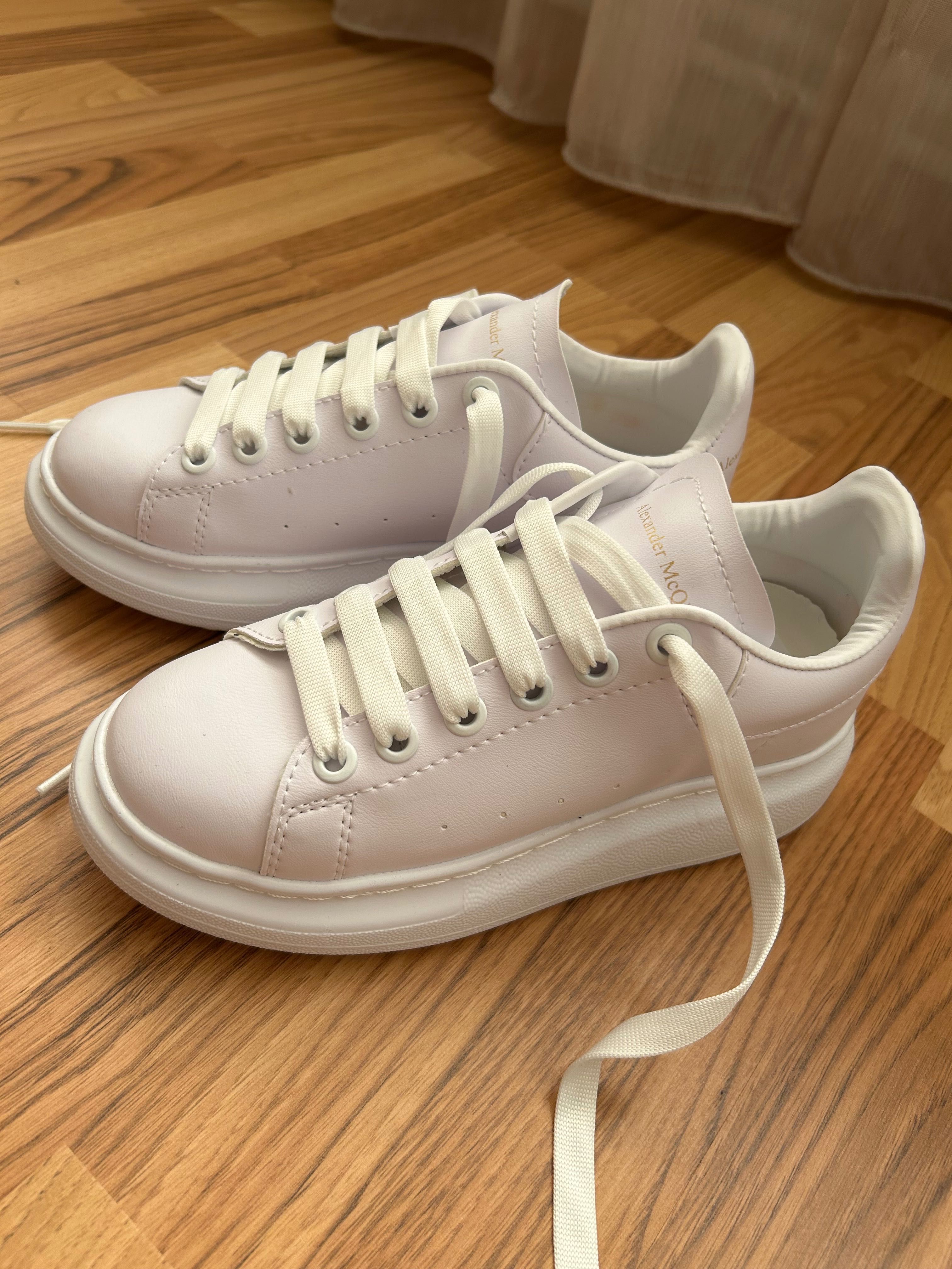Adidasi Alexander McQueen