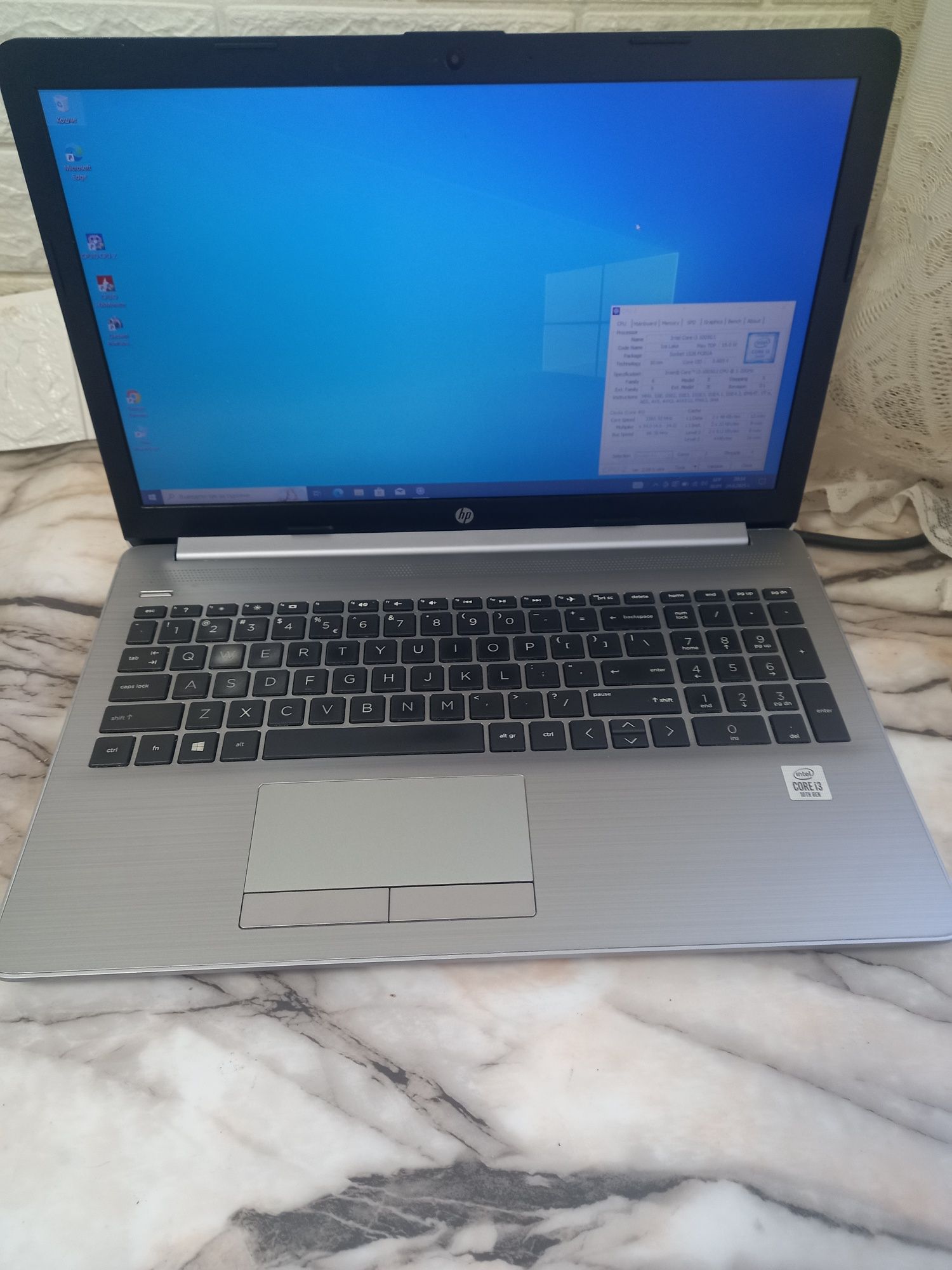 Лаптоп HP 250 G7 15.6 Intel® Core™ i3-1005G1 8gb DDR4 SSD
