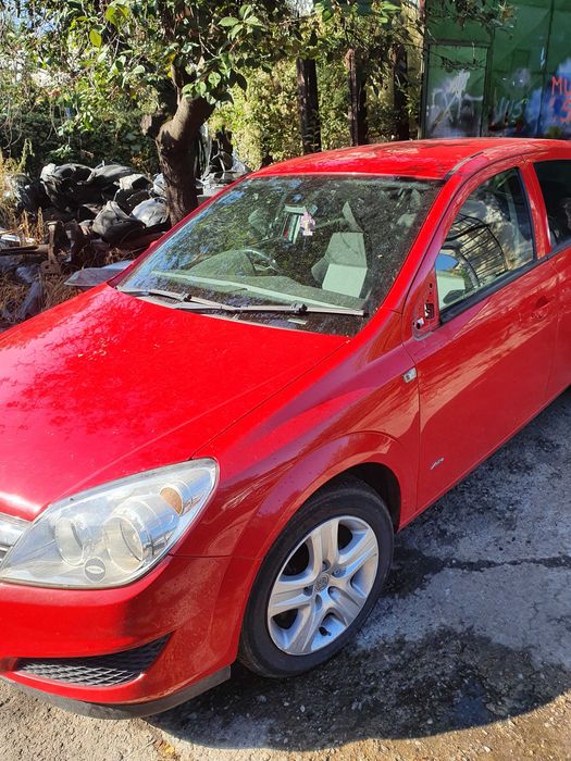 Fata completa / Piese dezmembrariOpel Astra H facelift 1.6  Z16xer