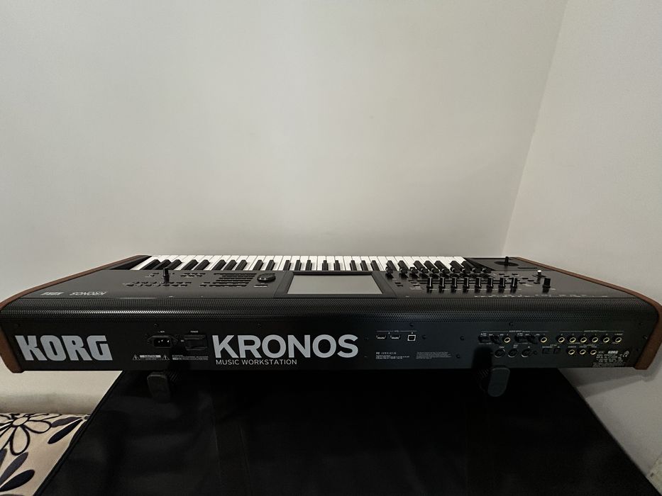 Korg kronos2 de vanzare