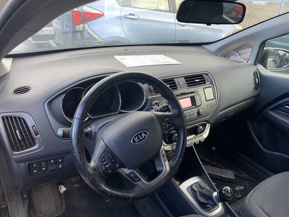 Kia Rio 1.1CRDI/75hp/2012г,На части