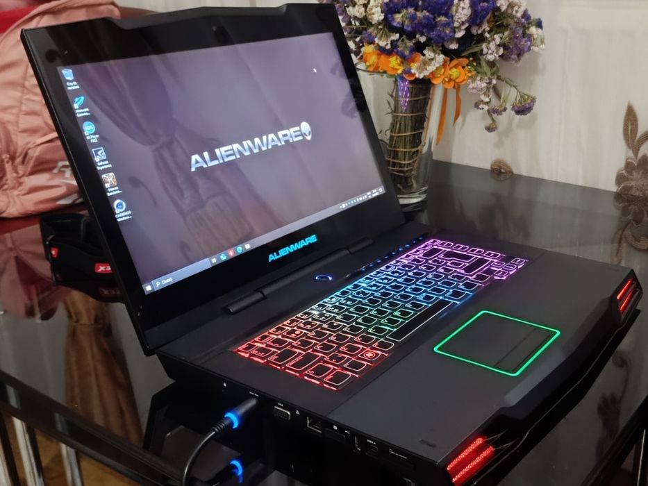 Laptop dell alienware i7 full rgb,variante