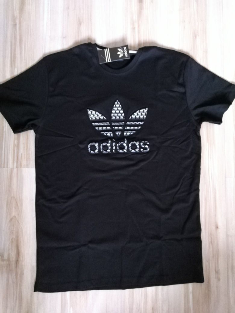 Adidas тениска - XL