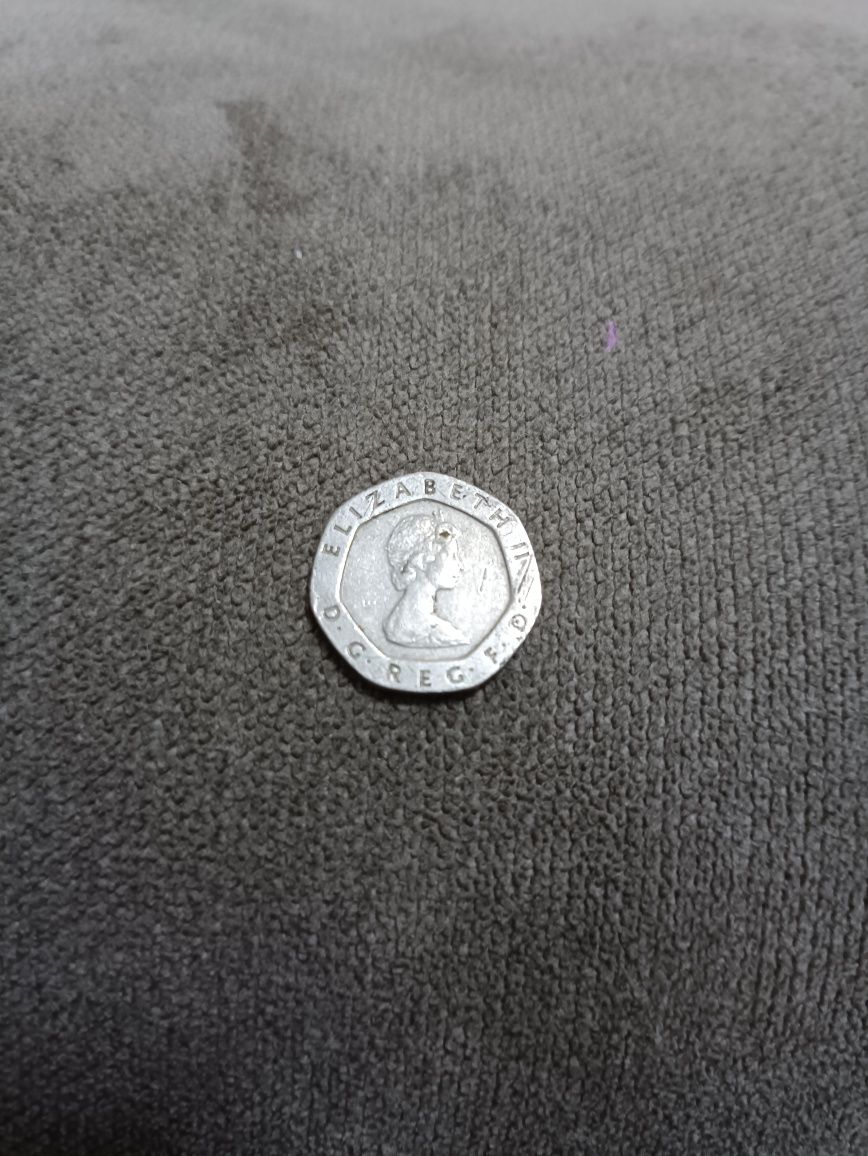 United Kingdom 1982 Elizabeth II 20 pence