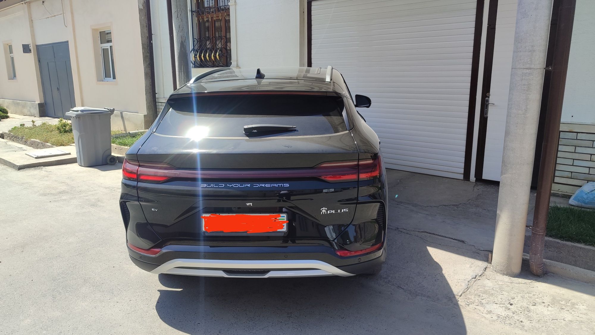 Byd chempion 605