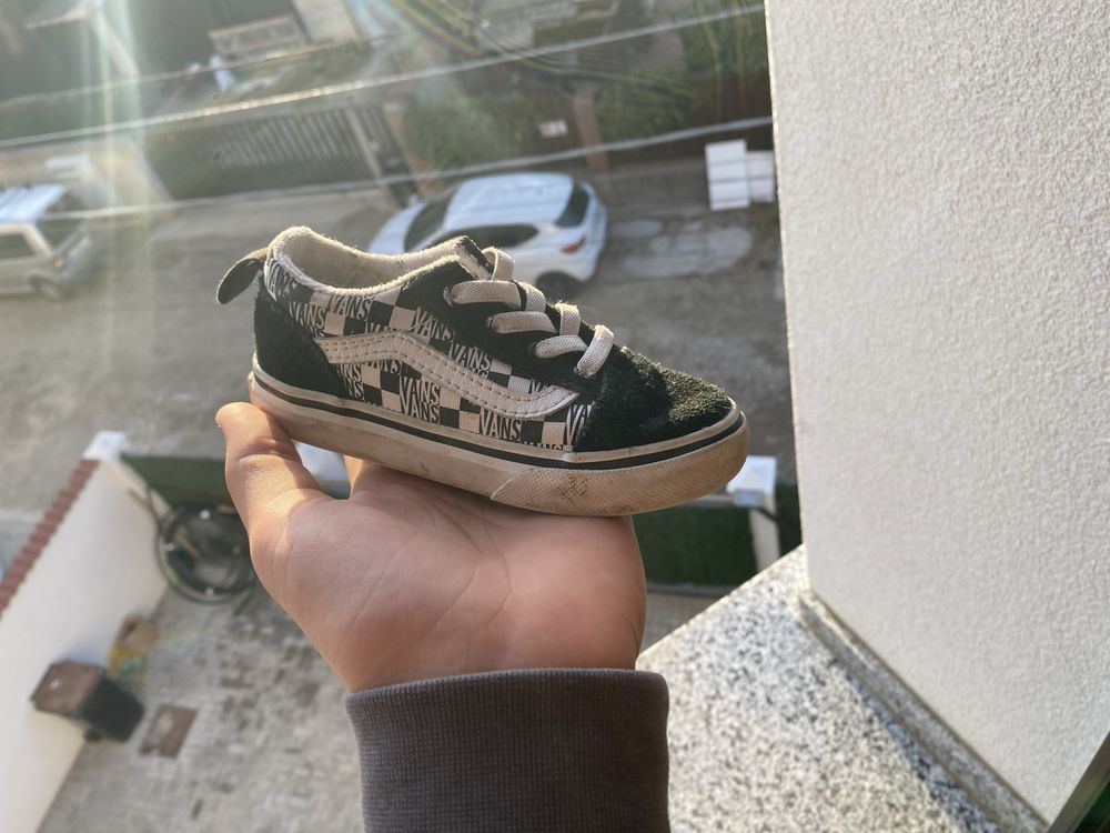 Vând Adidași Vans - Mărime Bebelusi 26 Originali