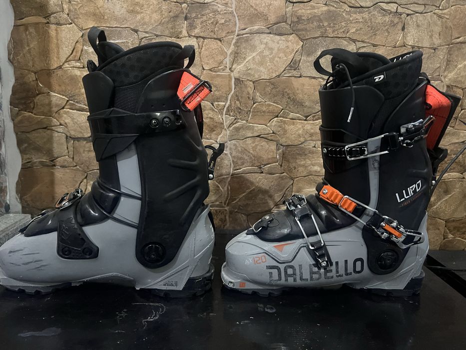 Clapari adulti si copii ski