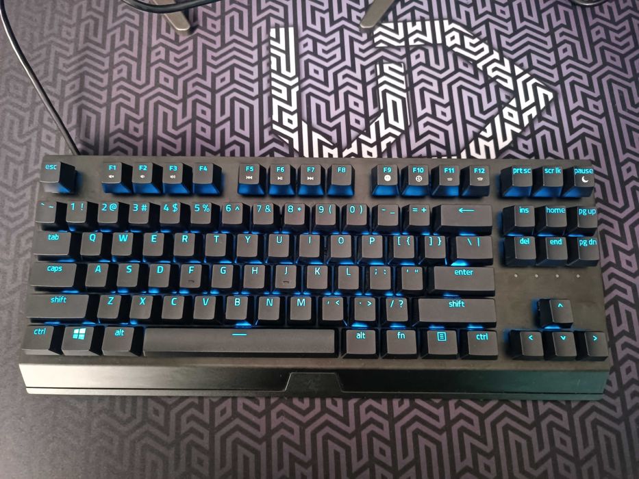Razer Blackwidow V3 Tenkeylees механична клавиетура
