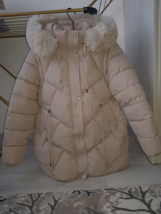 Продаётся зимняя куртка/ Кишки куртка сотилади