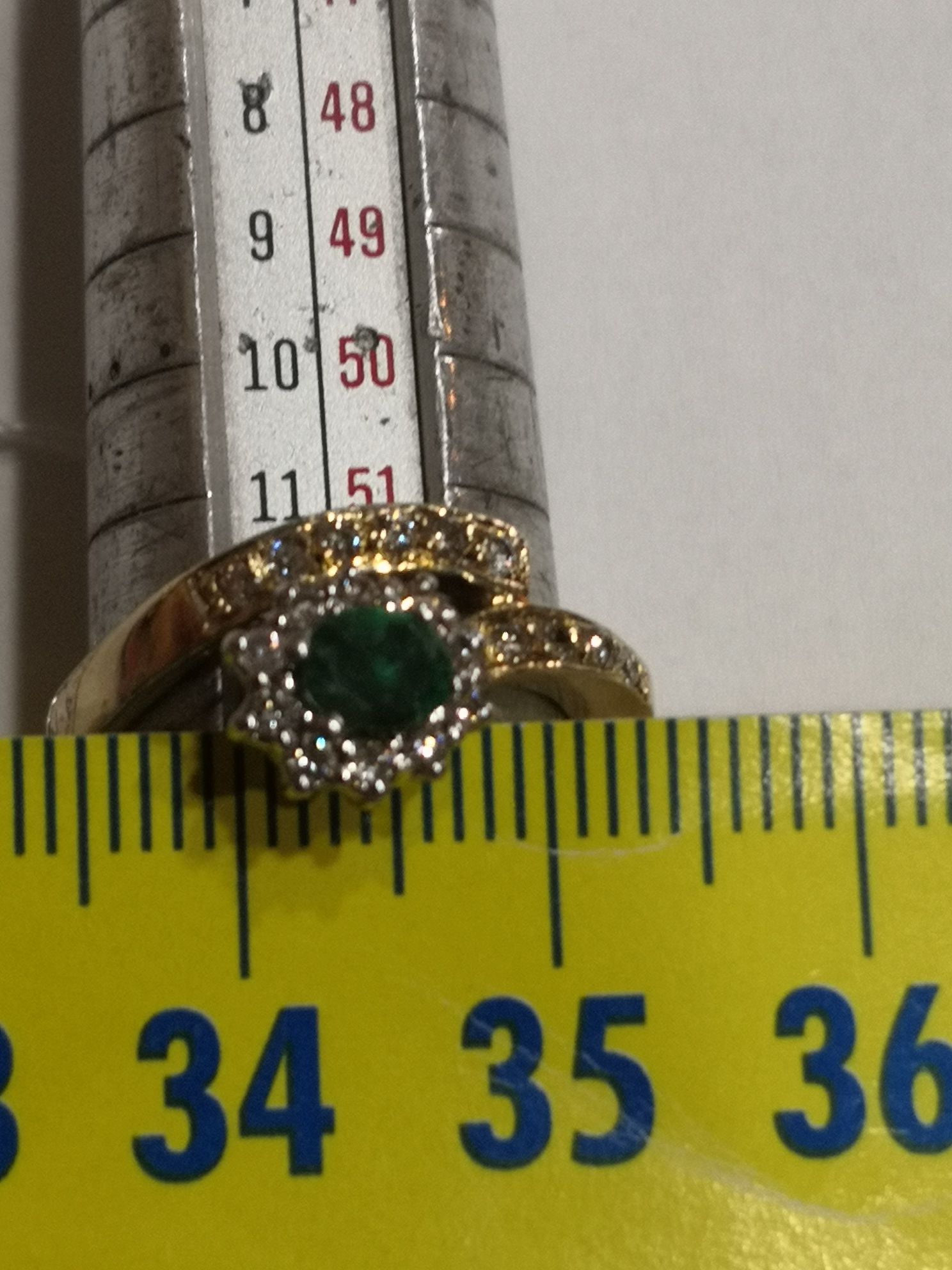 Vind inel din aur 14kt cu smarald și diamante