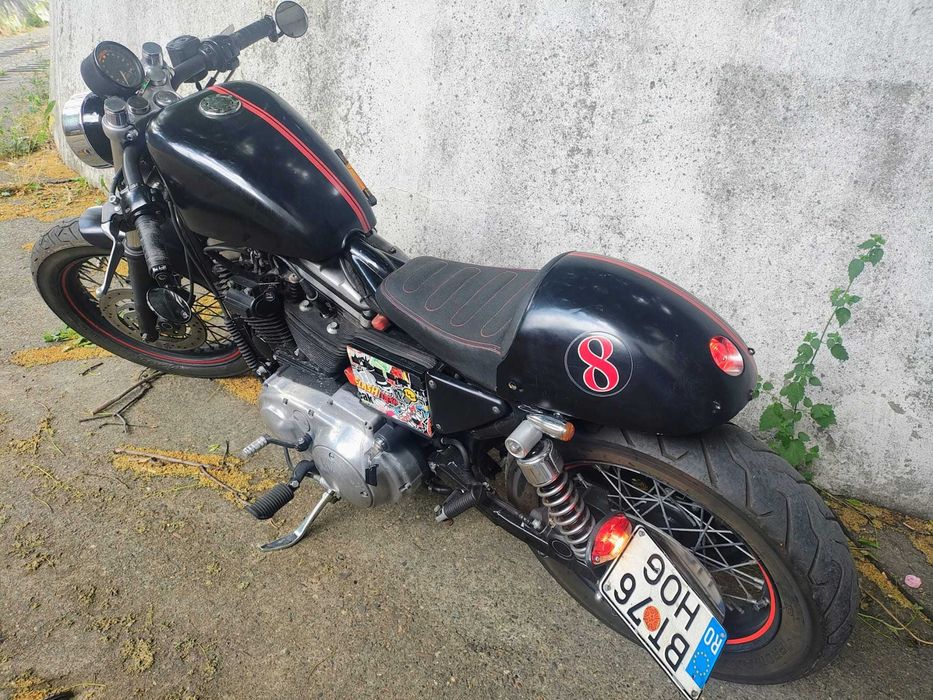 Vând Harley-Davidson Sportster Iron XL883