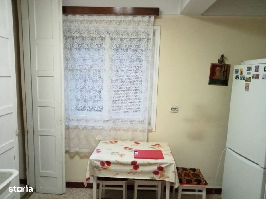 Studio 47mp in zona Tractorul etaj 1 in bloc tip vila Langa Piată!