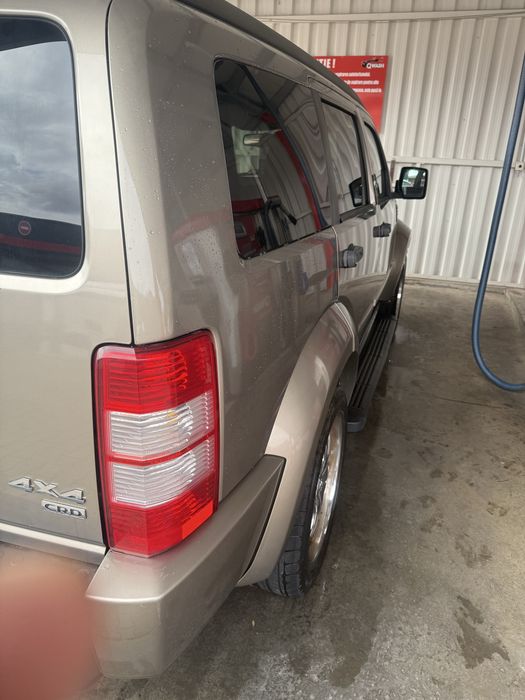 Dodge nitro 2.8 crd diesel 4x4