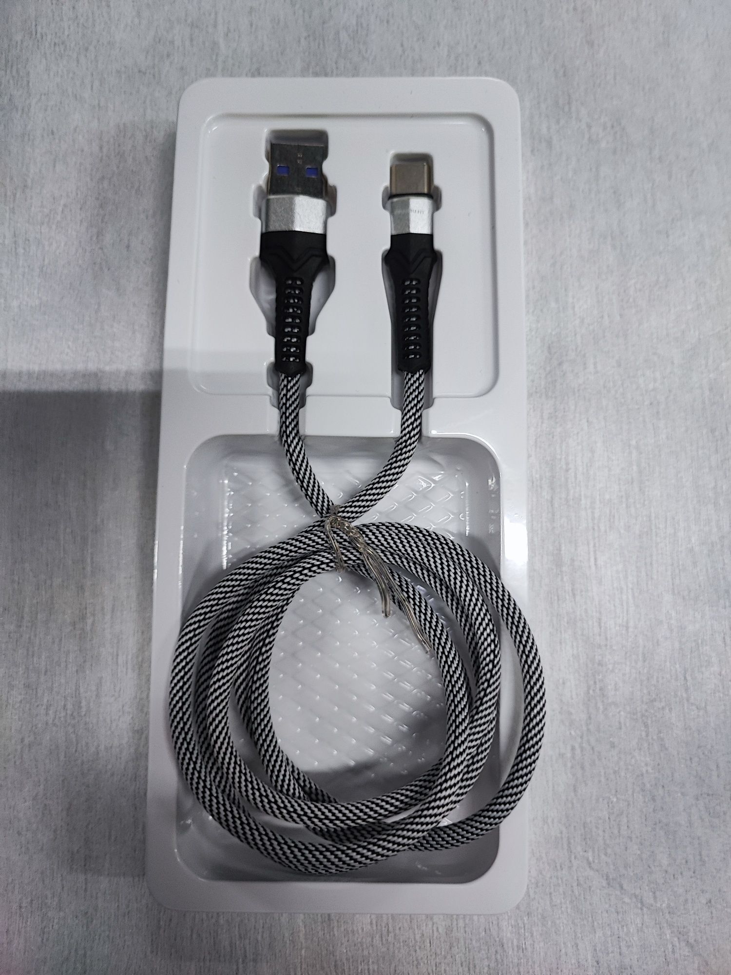 Cablu Date si Incarcare USB Fast Charge-Type C, Iphone, Micro USB 1M