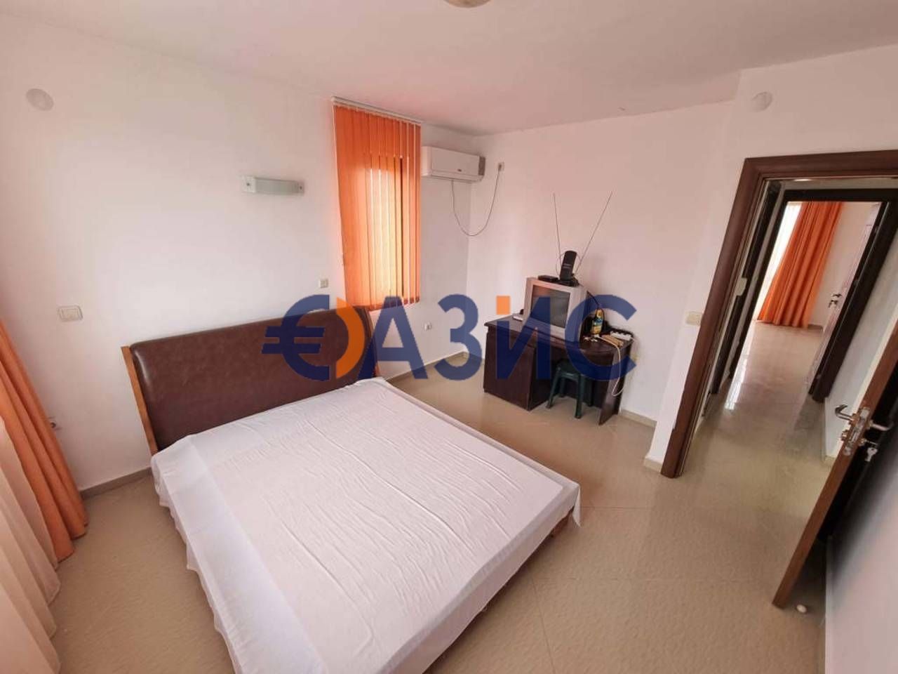 Къща с 3 спални и гараж, 130 кв.м. + 500 кв.м. двор, с Александрово,