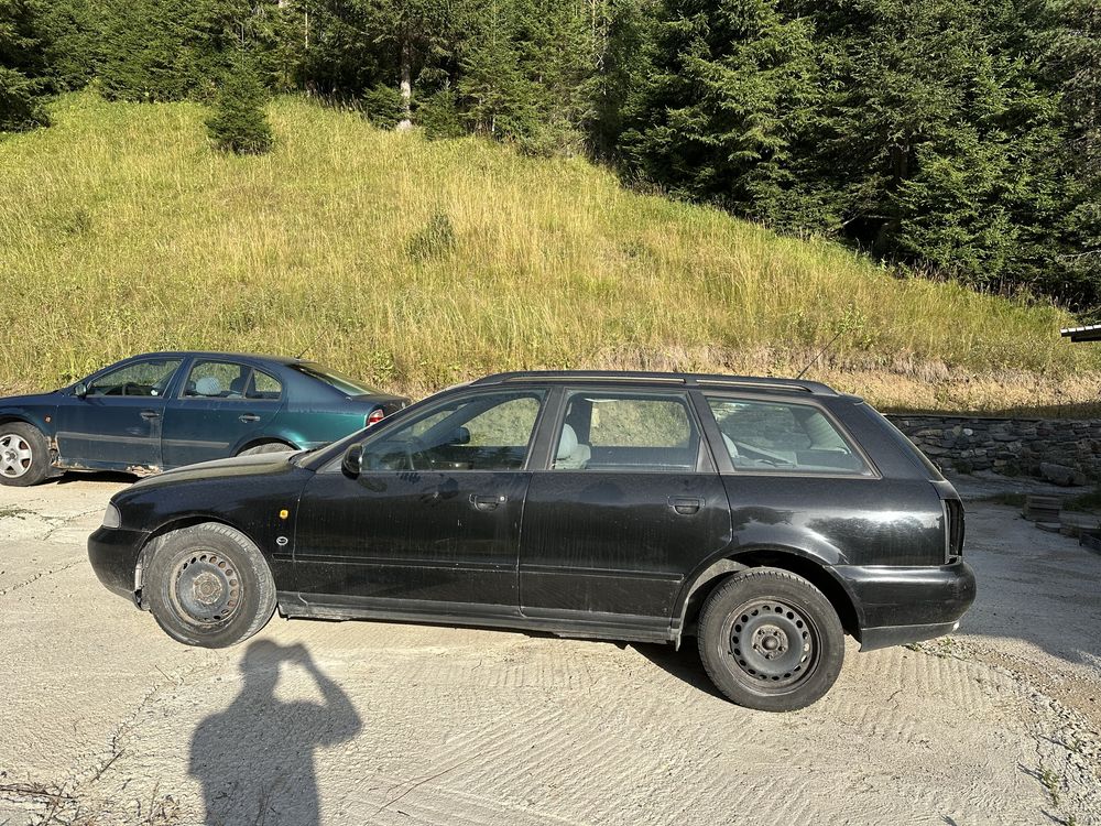 Audi A4 B5 1.8i На Части