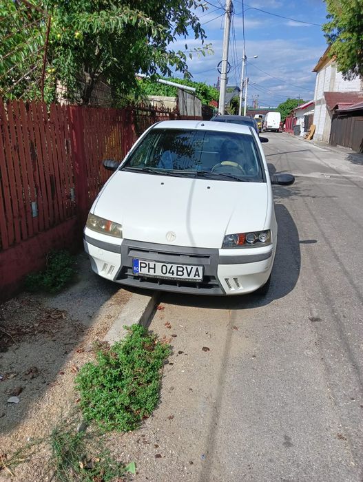 Vând Fiat Punto ,utilizat