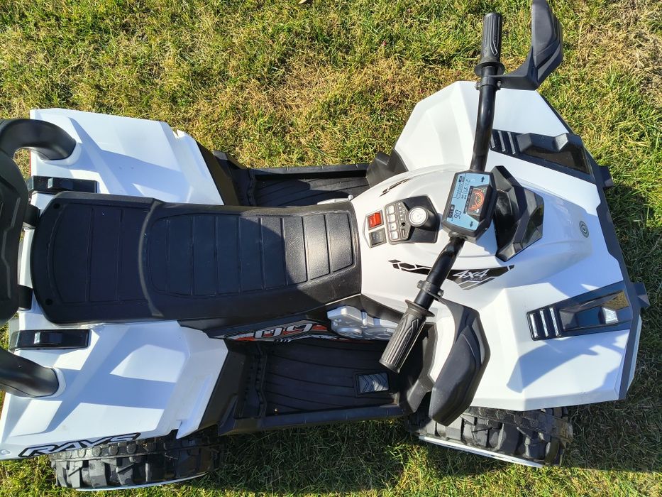 ATV electric pentru copii 4x4