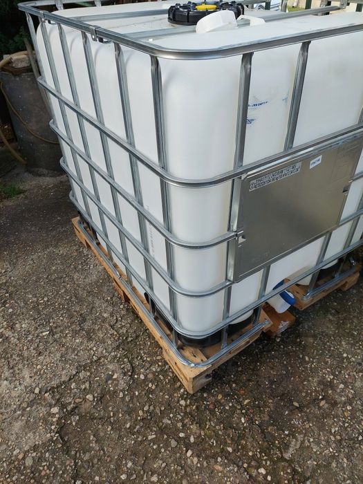 Бидон за напояване 1000л