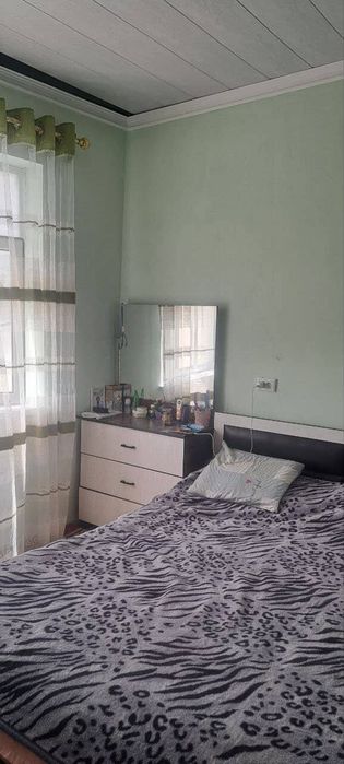 Ховли сотилади 5 хонали 2 сутук