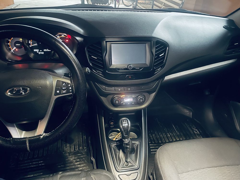 Срочна Продаю Lada Vesta Evro 5