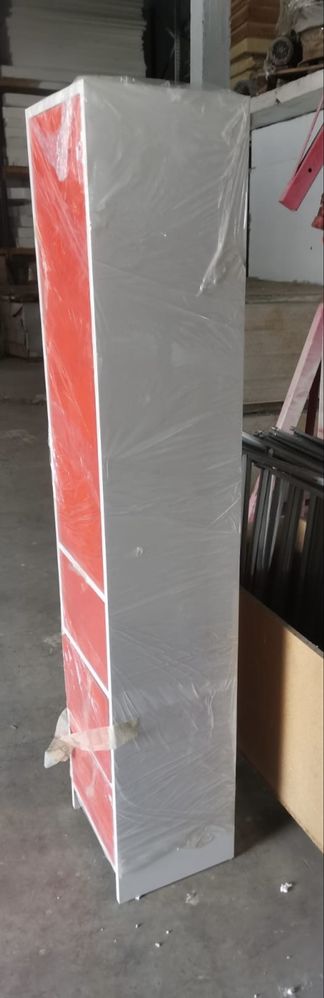 Mobilier baie, este nou