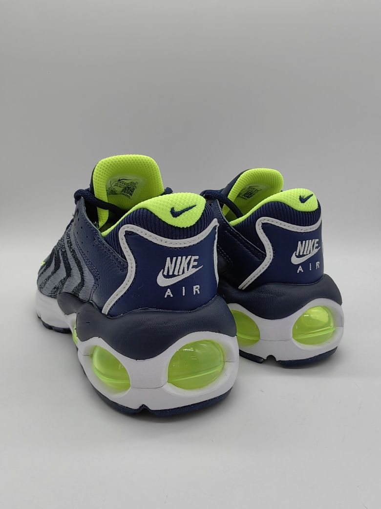 NIKE Air Max Tw NN