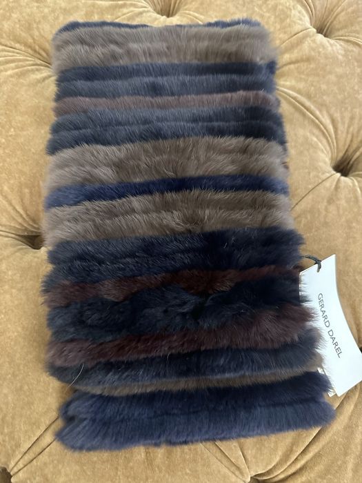 Fular/ esarfa Gerard Darel din blana de iepure