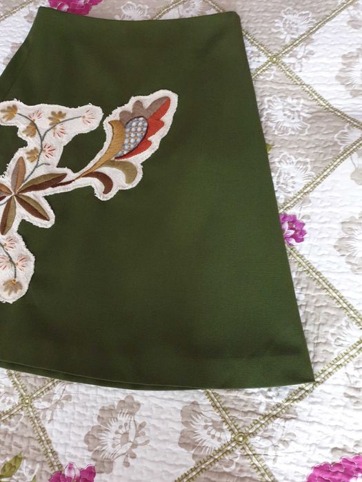 Fusta verde camasa florala