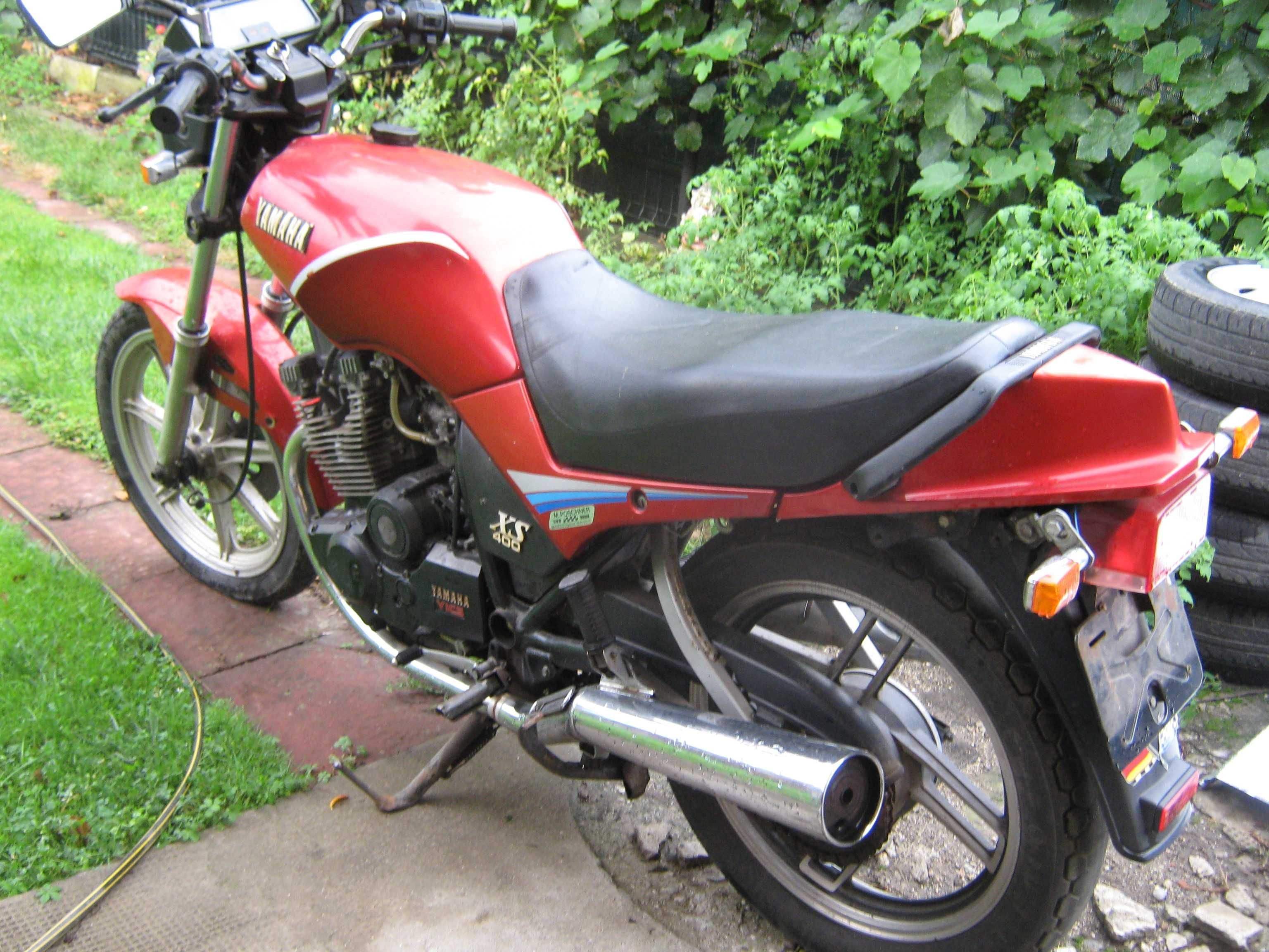 Moto Yamaha 400 XS cu acte
