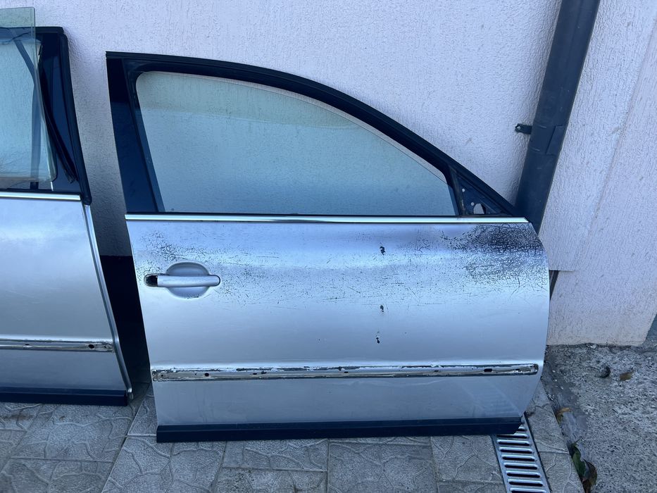 Piese Passat B5.5 aripa portiera geam macara