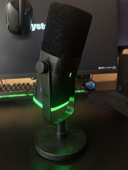 микрофон Fifine AM8