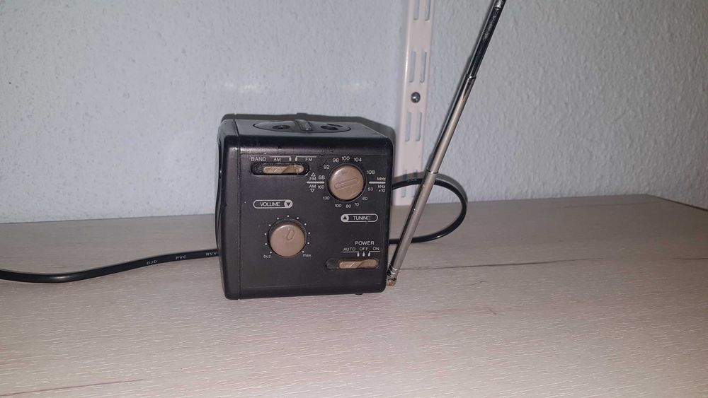 Radio cu ceas digicube Electronic Elite UR4509 (Germany)