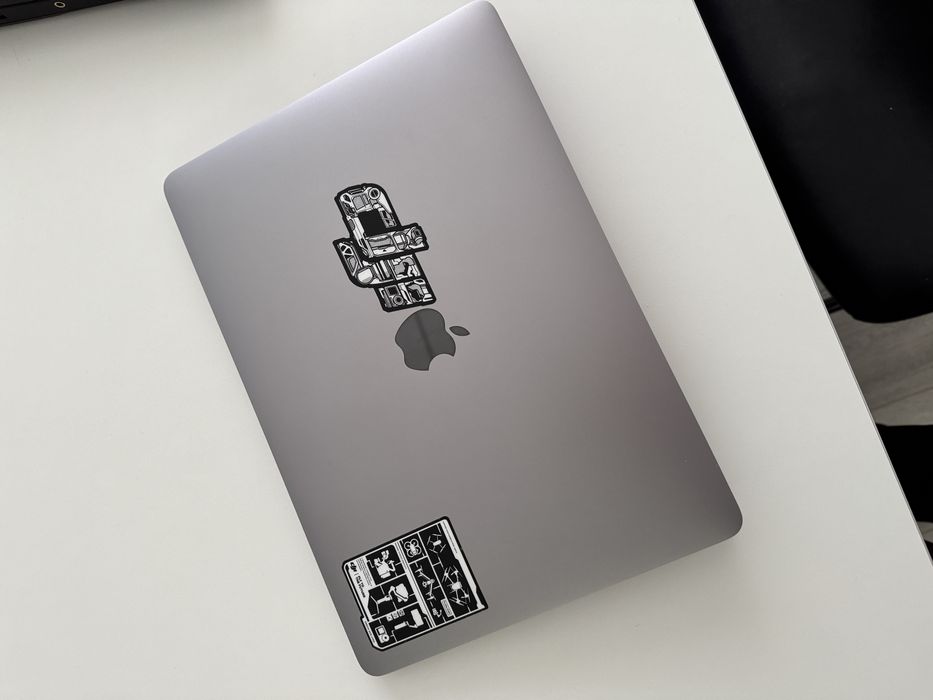 Macbook Air 8/128
