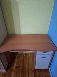 Ученическо бюро с две шкафчета 105х60 см .