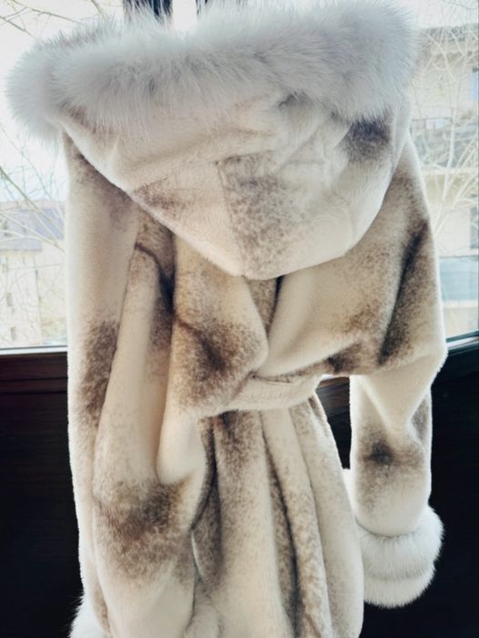Blana Alcantara cu Vulpe