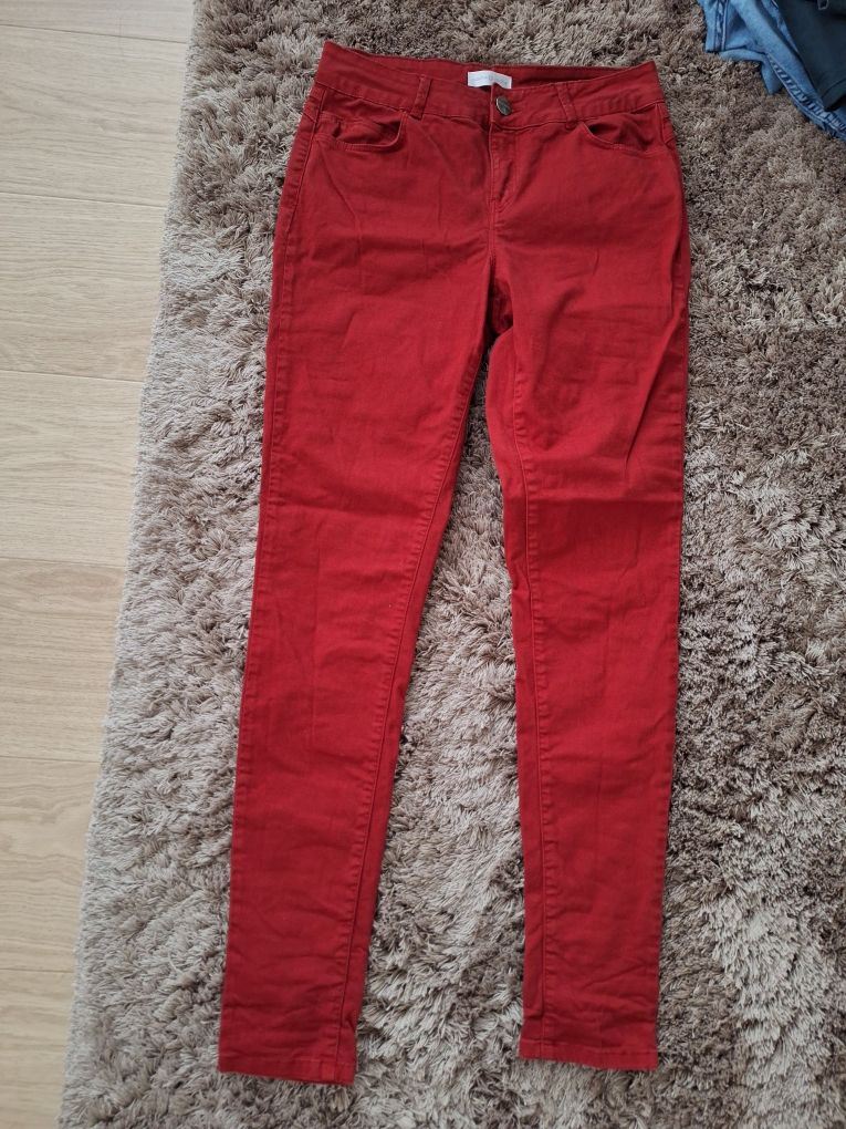 Blugi Esprit/ H&M noi sau aproape noi, 30 lei oricare 2 perechi!
