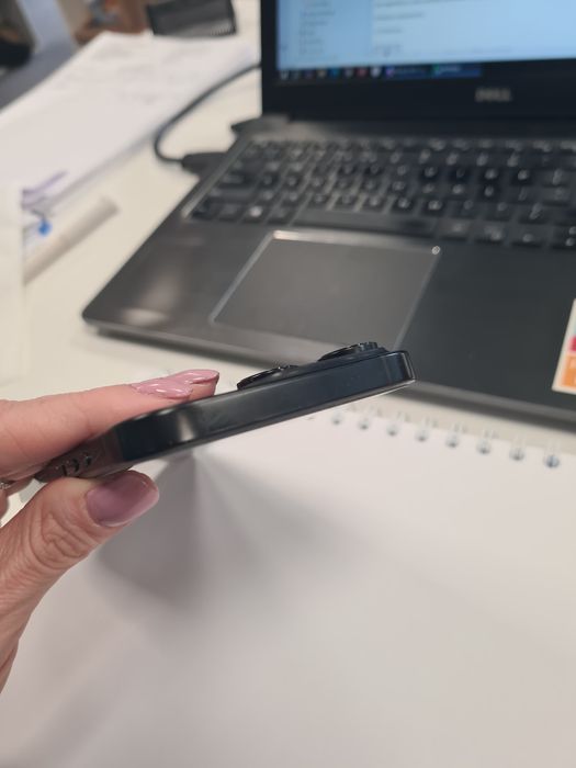 Vând iPhone 16 Pro Max – 256GB, Black Titanium