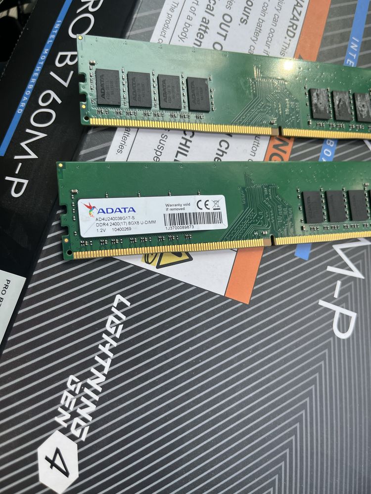 Продаю оперативную память ADATA DDR4 8GB 2400MHz