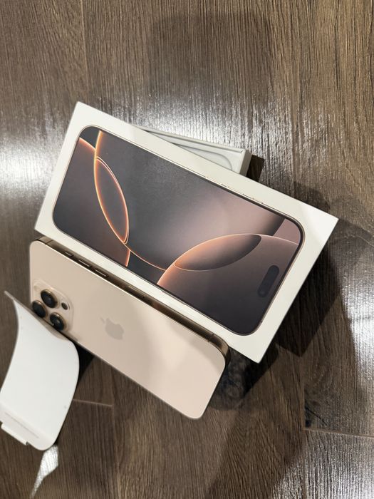Iphone 16 Pro Max Gold 256GB в Гаранция