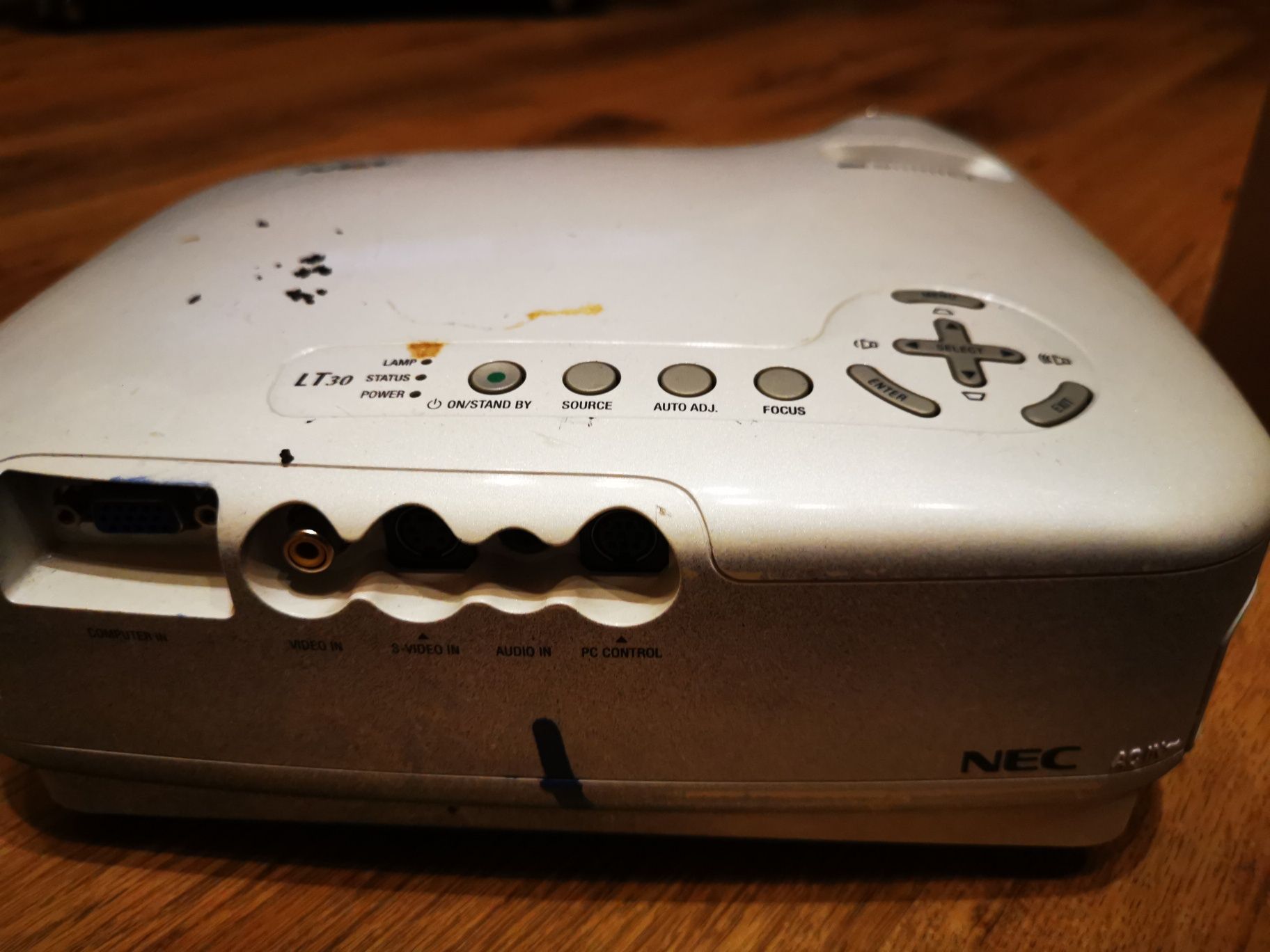 Домашний проектор NEC LT30