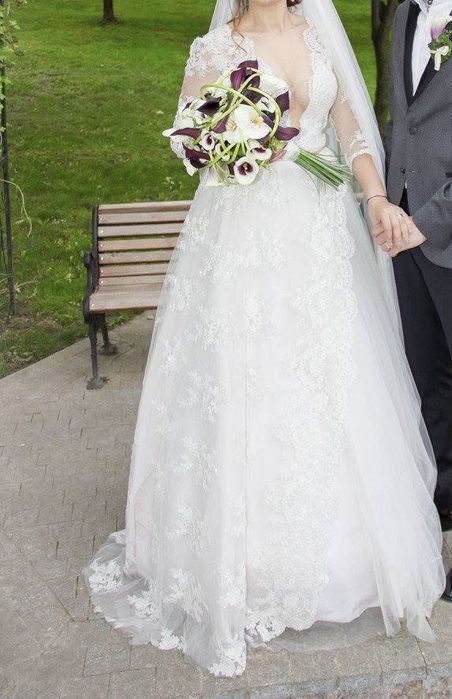 Vand rochie mireasa