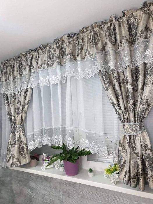 Set de perdele cu draperii