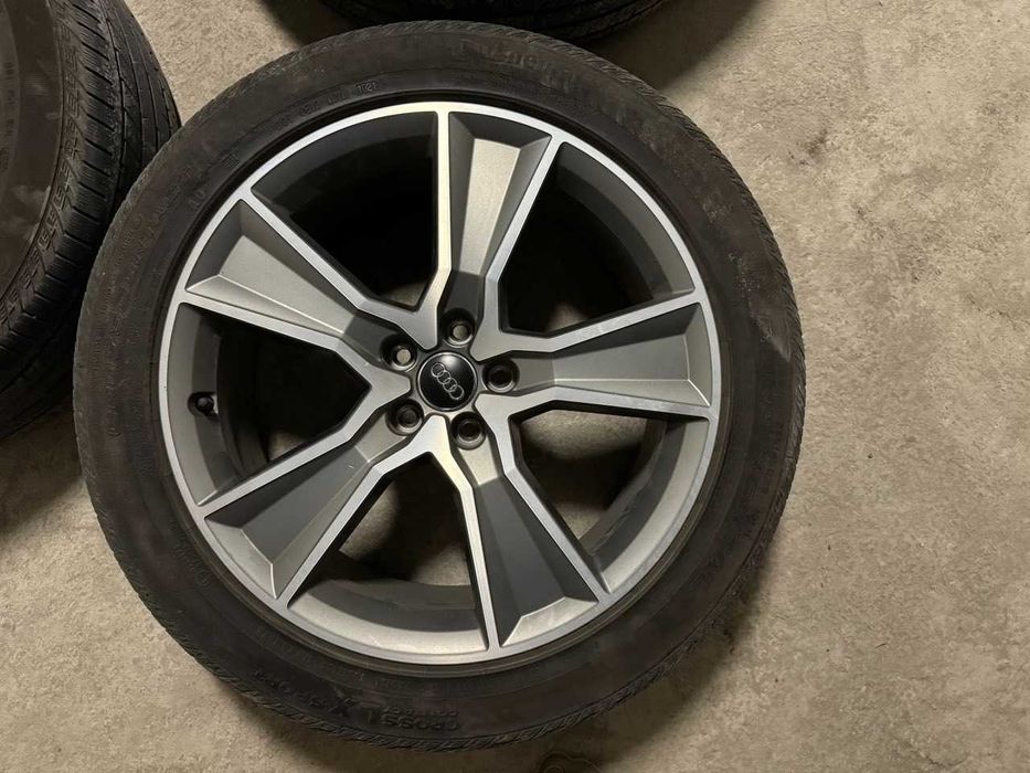 Джанти 20'' оригинални от Audi Q5  с гуми Continental.
