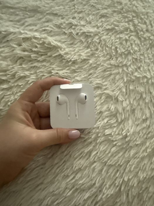 Наушники apple новые