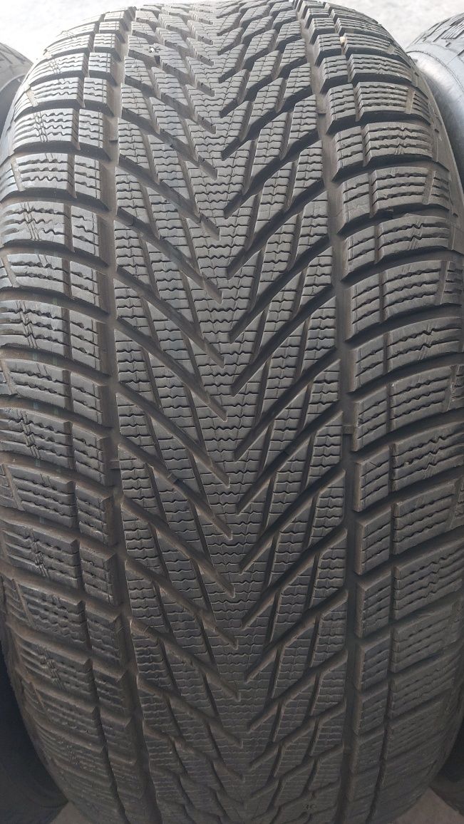 Зимни гуми 245/45/18 Goodyear Ultragrip Performance 4 броя